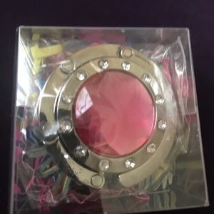 PM11046 Purse Holder